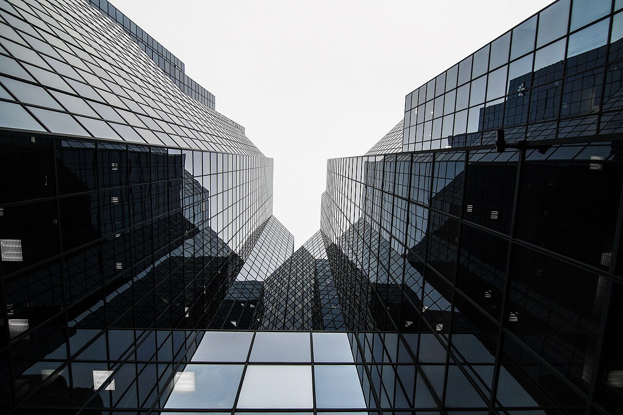 Reflective glass skyscraper facade